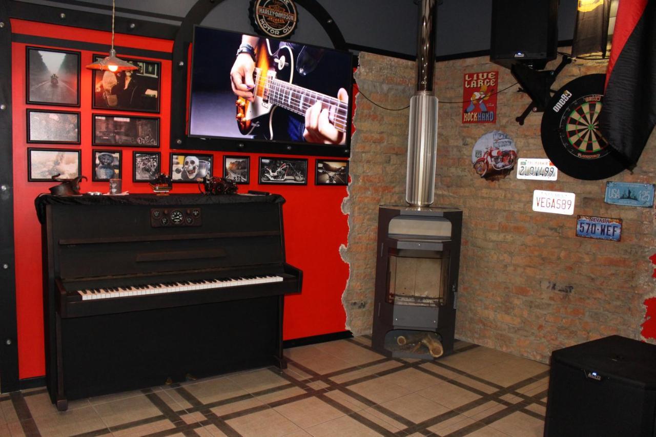 Biker'S Pub Hotel Oleksandriia Luaran gambar